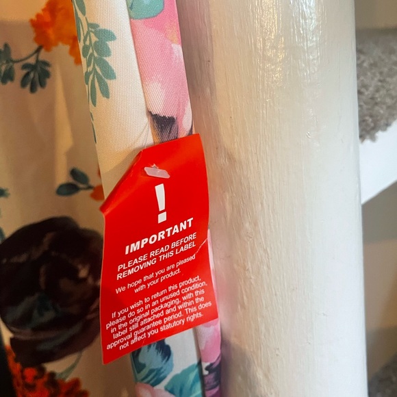 NWT ASOS Mesh Panel Cutaway Neck Floral Bodycon
Midi Dress - Picture 7 of 7